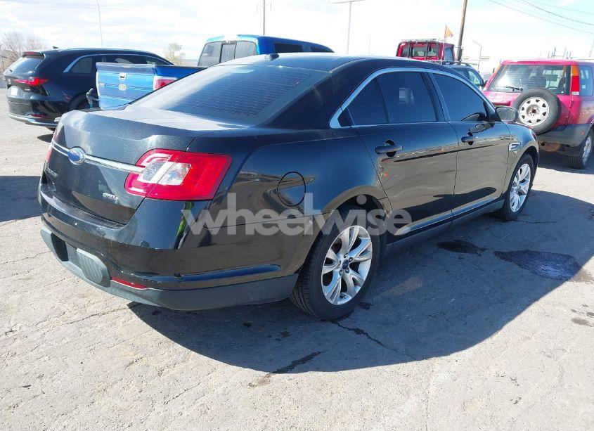 Photo 4 of 2010 Ford Taurus SEL (VIN 1FAHP2EW2AG105242)