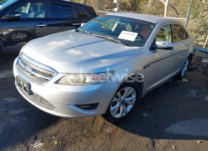 Photo 2 of 2010 Ford Taurus SEL (VIN 1FAHP2EW2AG127998)