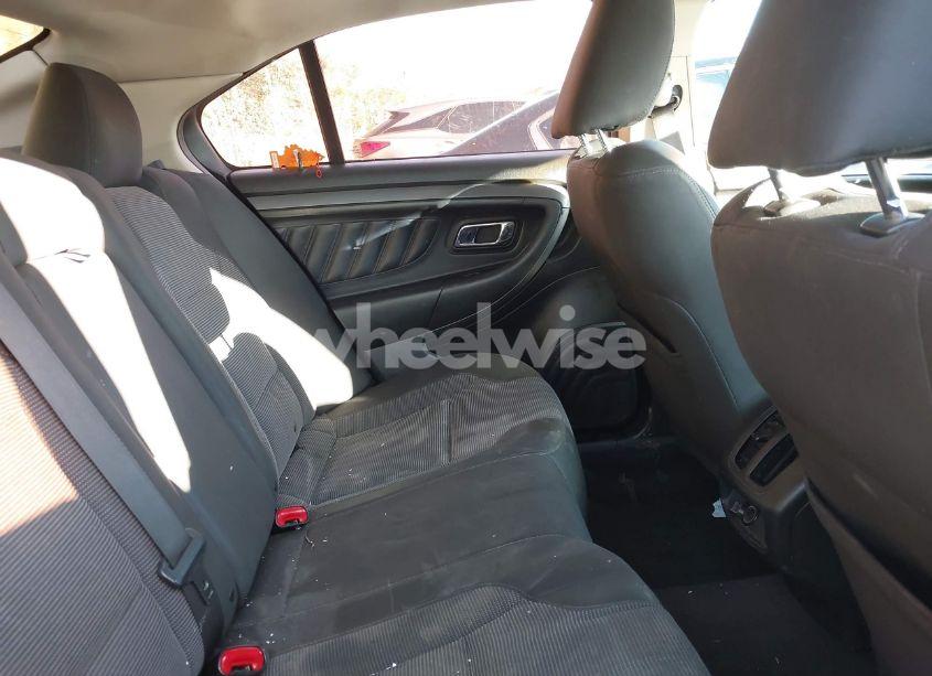 Photo 8 of 2010 Ford Taurus SEL (VIN 1FAHP2EW2AG127998)