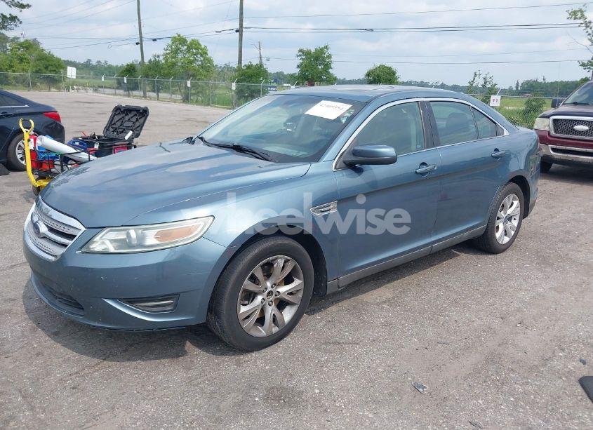 Photo 2 of 2010 Ford Taurus SEL (VIN 1FAHP2EW2AG154277)