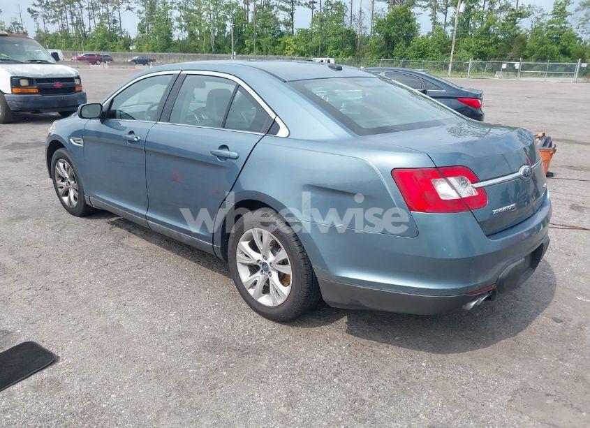 Photo 3 of 2010 Ford Taurus SEL (VIN 1FAHP2EW2AG154277)