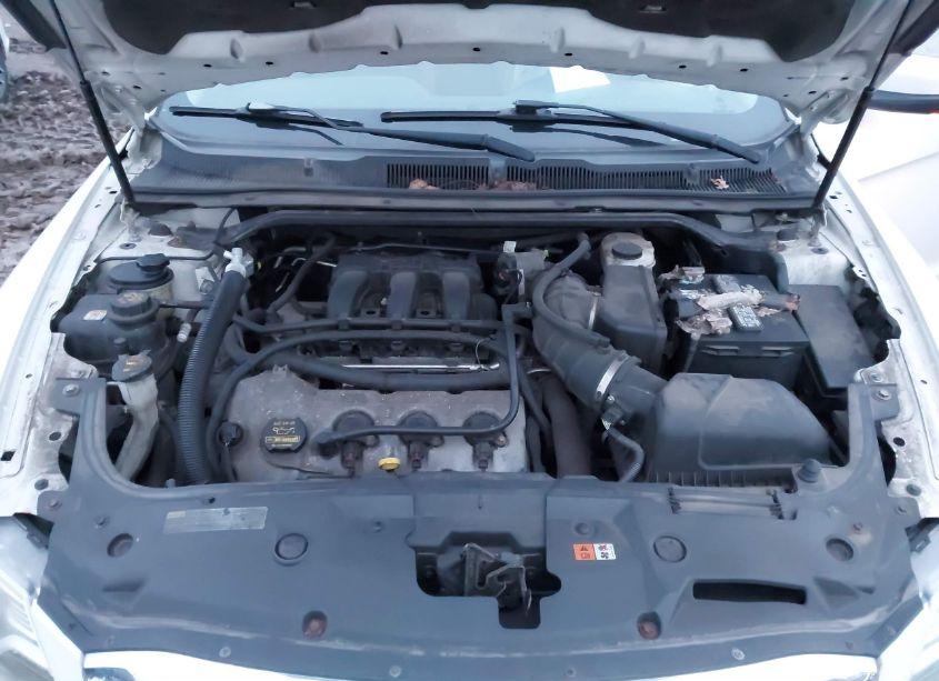 Photo 10 of 2011 Ford Taurus SEL (VIN 1FAHP2EW2BG103444)