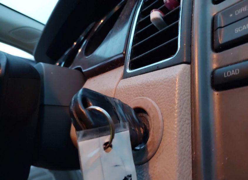 Photo 11 of 2011 Ford Taurus SEL (VIN 1FAHP2EW2BG103444)