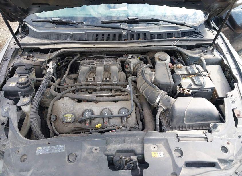 Photo 10 of 2011 Ford Taurus SEL (VIN 1FAHP2EW2BG104125)