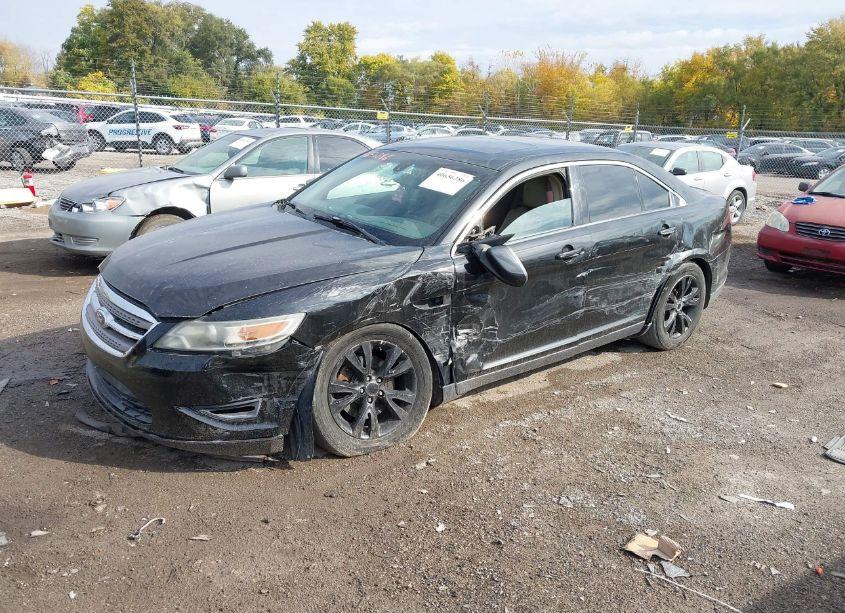 Photo 2 of 2011 Ford Taurus SEL (VIN 1FAHP2EW2BG104125)