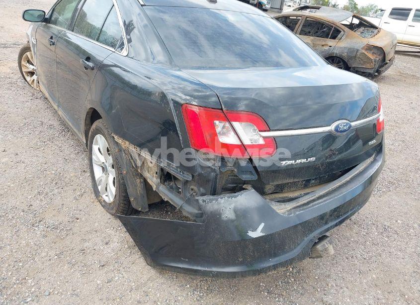 Photo 11 of 2010 Ford Taurus SEL (VIN 1FAHP2EW3AG147015)