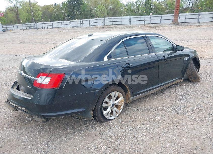 Photo 4 of 2010 Ford Taurus SEL (VIN 1FAHP2EW3AG147015)