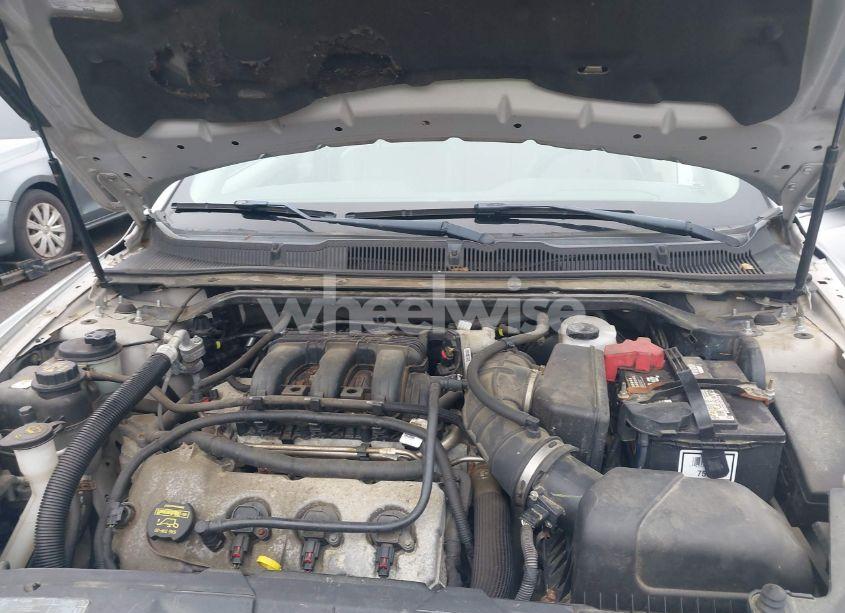Photo 10 of 2011 Ford Taurus SEL (VIN 1FAHP2EW3BG103341)