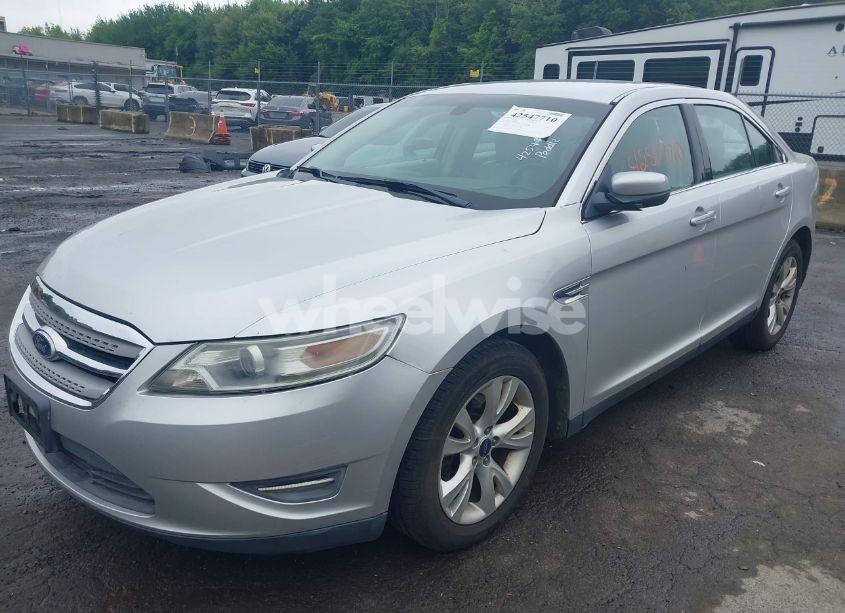 Photo 2 of 2011 Ford Taurus SEL (VIN 1FAHP2EW3BG103341)