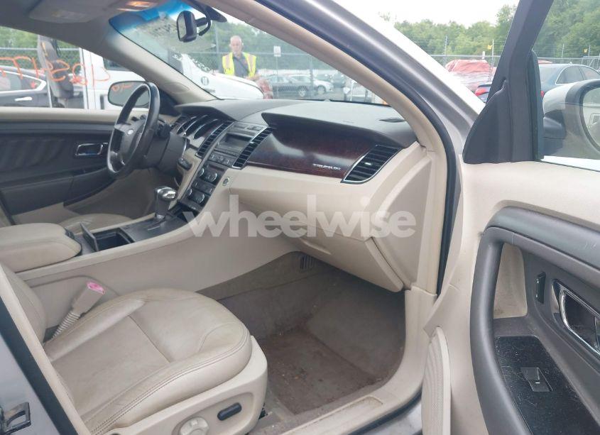 Photo 5 of 2011 Ford Taurus SEL (VIN 1FAHP2EW3BG103341)