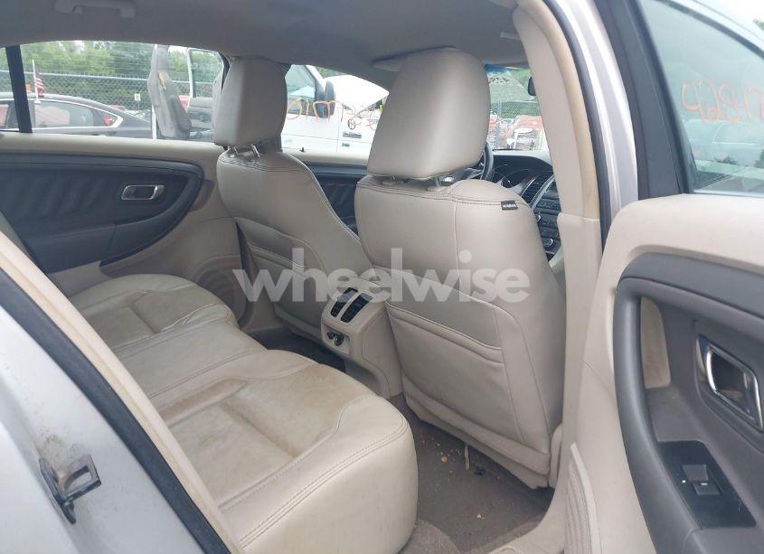 Photo 8 of 2011 Ford Taurus SEL (VIN 1FAHP2EW3BG103341)