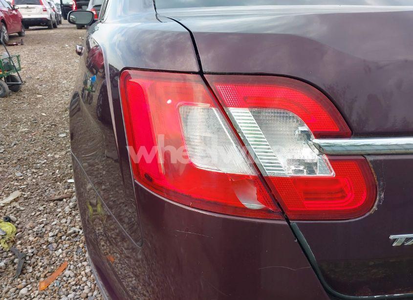 Photo 6 of 2011 Ford Taurus SEL (VIN 1FAHP2EW3BG112413)