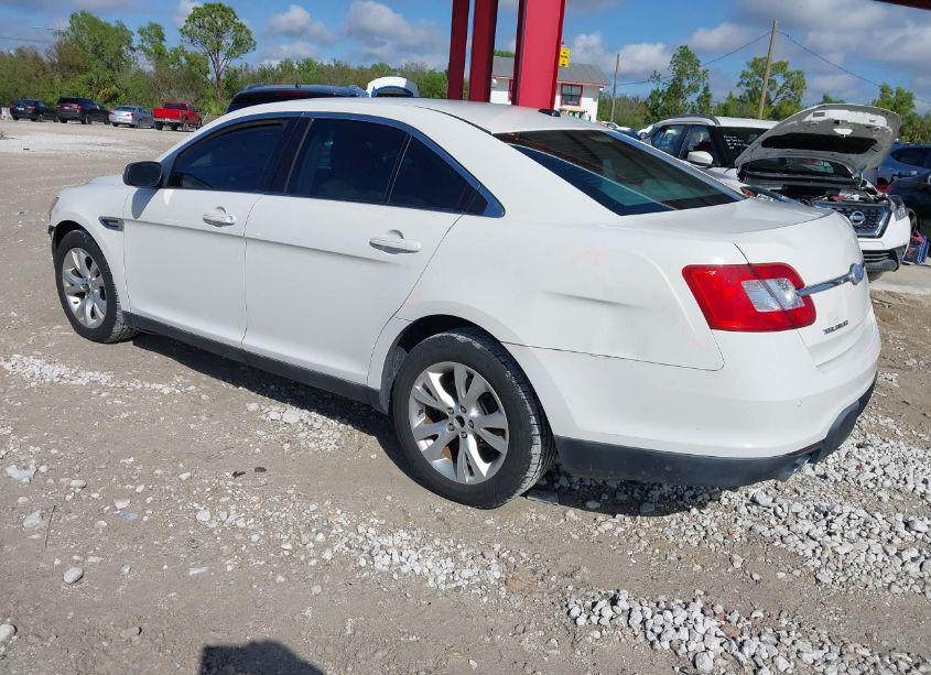 Photo 3 of 2011 Ford Taurus SEL (VIN 1FAHP2EW3BG123220)