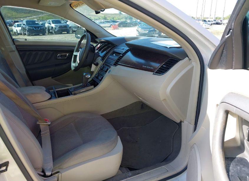 Photo 5 of 2011 Ford Taurus SEL (VIN 1FAHP2EW3BG123220)