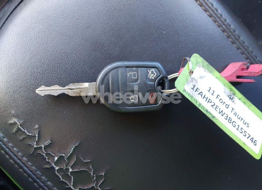 Photo 11 of 2011 Ford Taurus SEL (VIN 1FAHP2EW3BG155746)