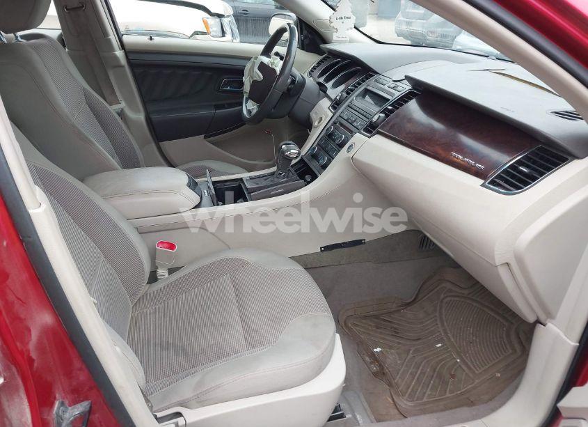 Photo 5 of 2010 Ford Taurus SEL (VIN 1FAHP2EW4AG101743)