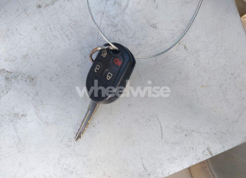 Photo 11 of 2010 Ford Taurus SEL (VIN 1FAHP2EW4AG144480)