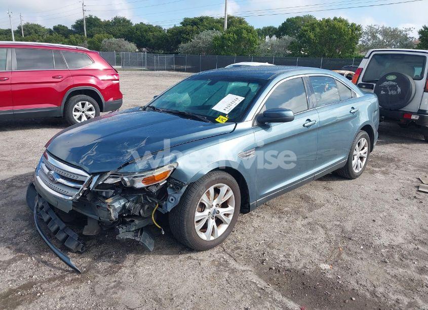 Photo 2 of 2010 Ford Taurus SEL (VIN 1FAHP2EW4AG144480)