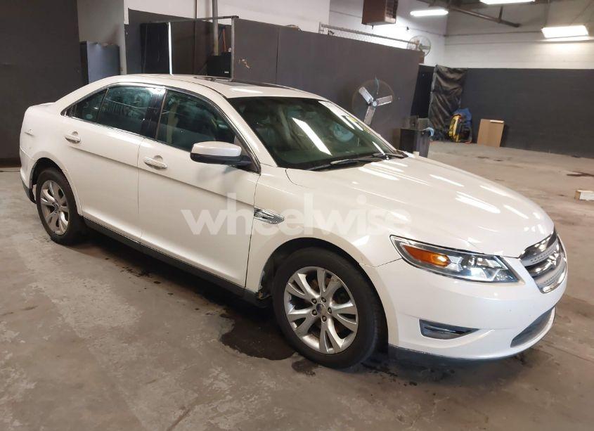 2011 Ford Taurus SEL (VIN 1FAHP2EW4BG103414) main photo