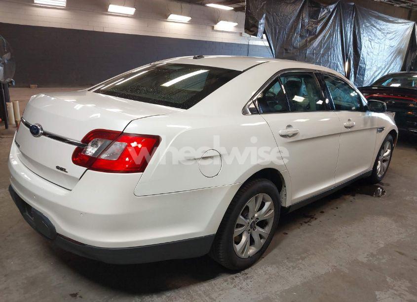 Photo 4 of 2011 Ford Taurus SEL (VIN 1FAHP2EW4BG103414)