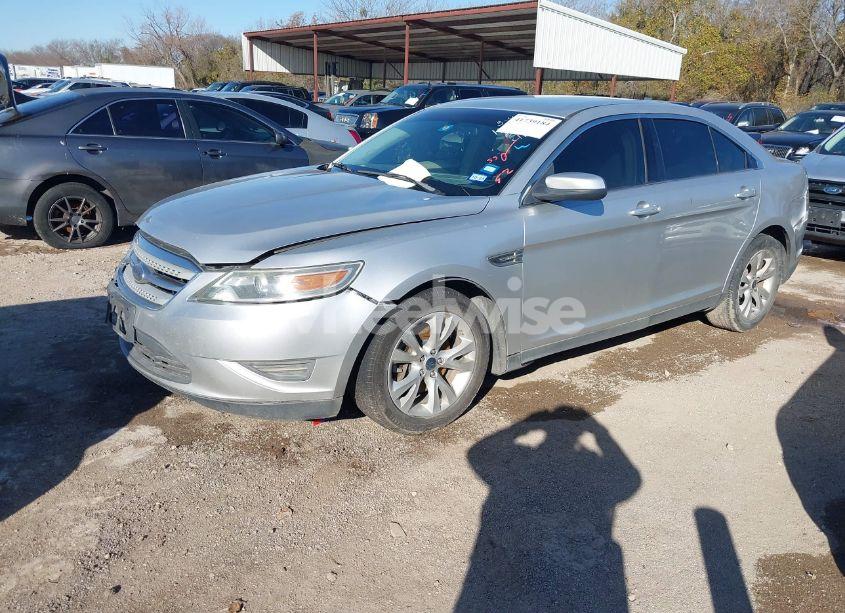 Photo 2 of 2010 Ford Taurus SEL (VIN 1FAHP2EW5AG131060)