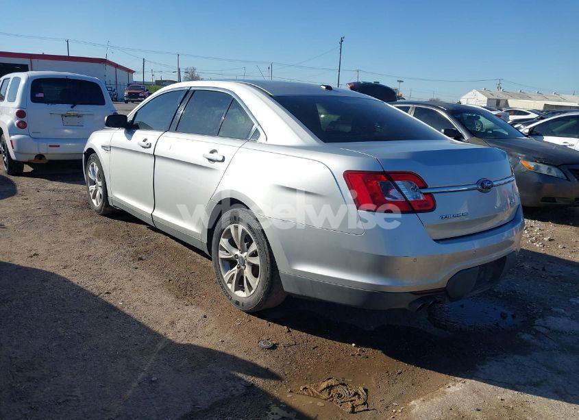 Photo 3 of 2010 Ford Taurus SEL (VIN 1FAHP2EW5AG131060)