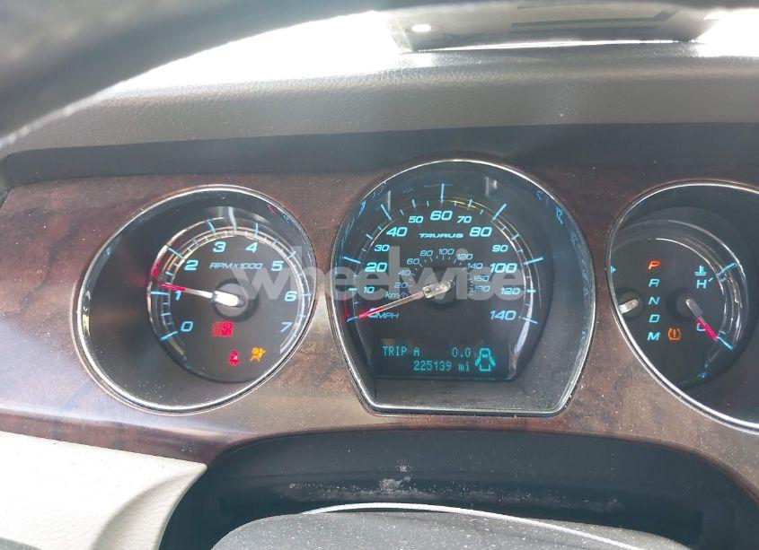 Photo 7 of 2010 Ford Taurus SEL (VIN 1FAHP2EW5AG131060)