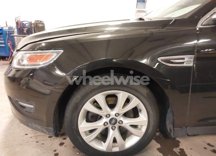 Photo 17 of 2010 Ford Taurus SEL (VIN 1FAHP2EW5AG141880)