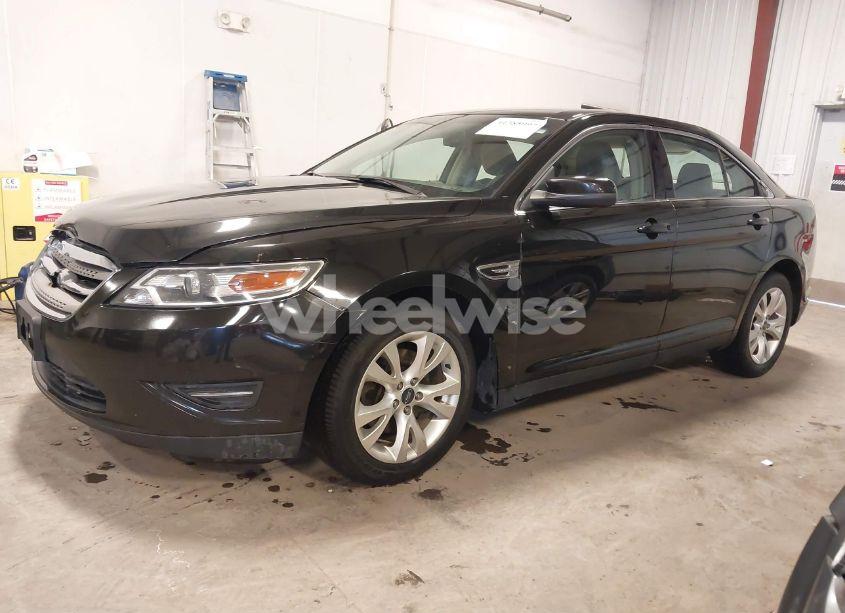 Photo 2 of 2010 Ford Taurus SEL (VIN 1FAHP2EW5AG141880)