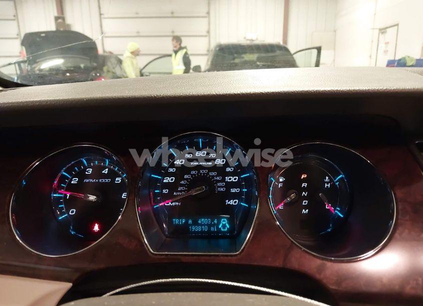 Photo 7 of 2010 Ford Taurus SEL (VIN 1FAHP2EW5AG141880)