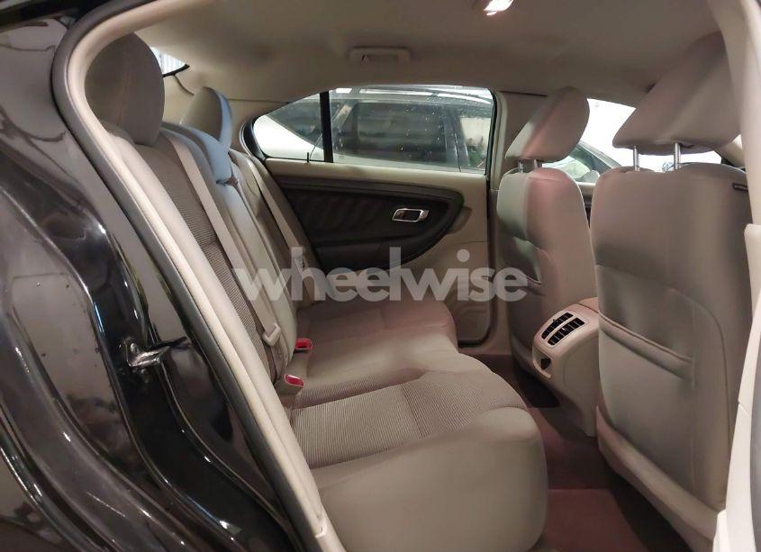 Photo 8 of 2010 Ford Taurus SEL (VIN 1FAHP2EW5AG141880)