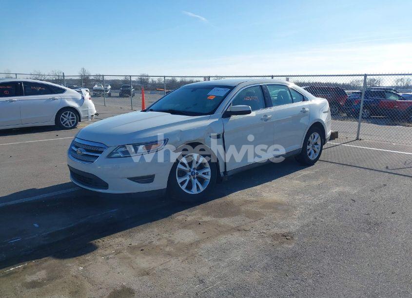 Photo 2 of 2010 Ford Taurus SEL (VIN 1FAHP2EW5AG165354)
