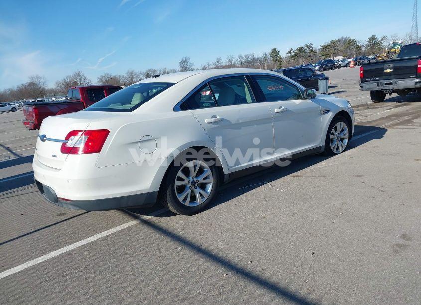 Photo 4 of 2010 Ford Taurus SEL (VIN 1FAHP2EW5AG165354)