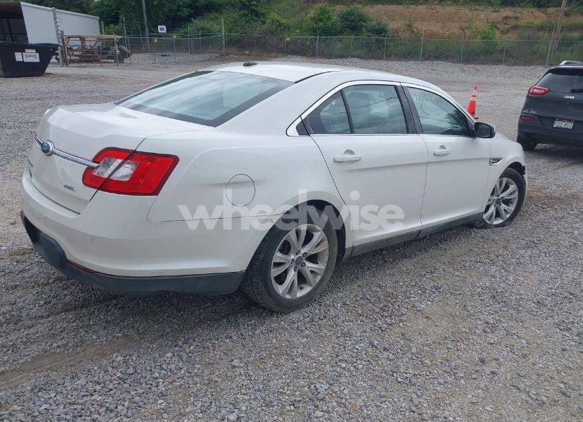 Photo 4 of 2011 Ford Taurus SEL (VIN 1FAHP2EW5BG131299)