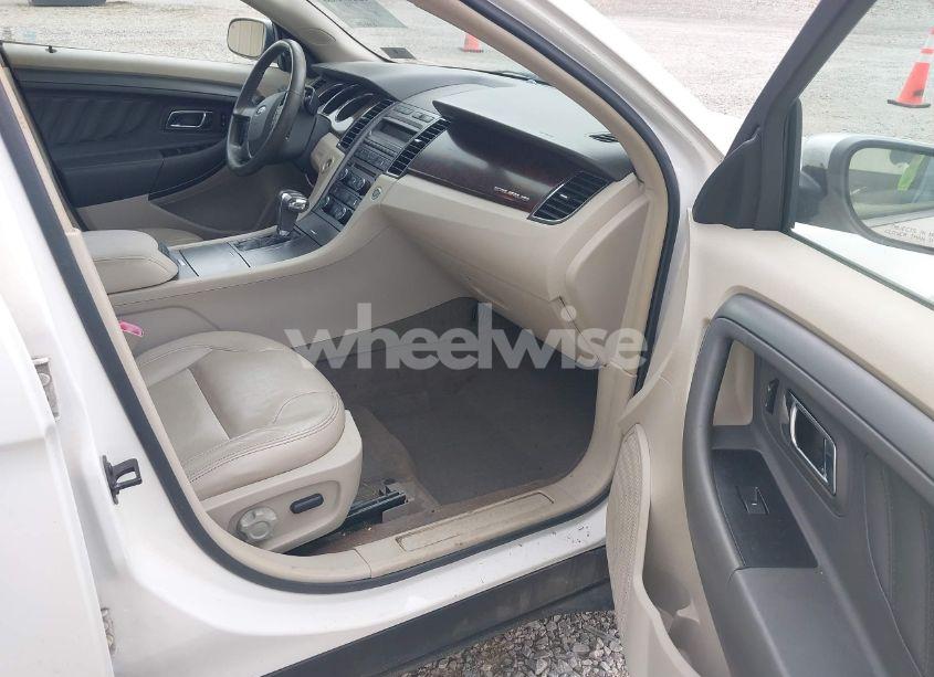 Photo 5 of 2011 Ford Taurus SEL (VIN 1FAHP2EW5BG131299)