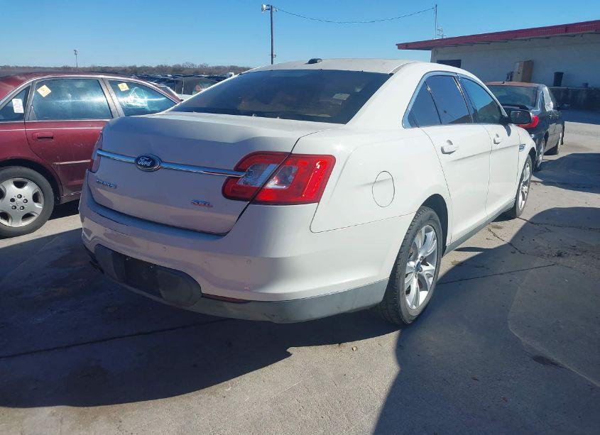 Photo 4 of 2011 Ford Taurus SEL (VIN 1FAHP2EW5BG154520)