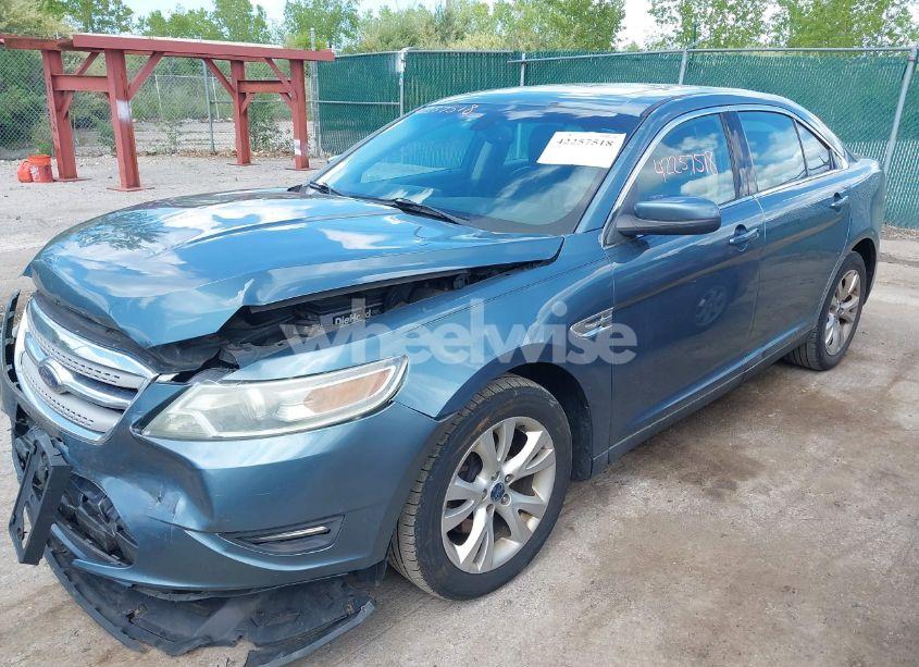 Photo 2 of 2010 Ford Taurus SEL (VIN 1FAHP2EW6AG118351)