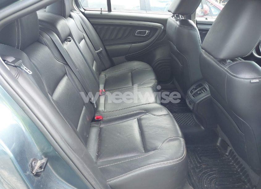 Photo 8 of 2010 Ford Taurus SEL (VIN 1FAHP2EW6AG118351)