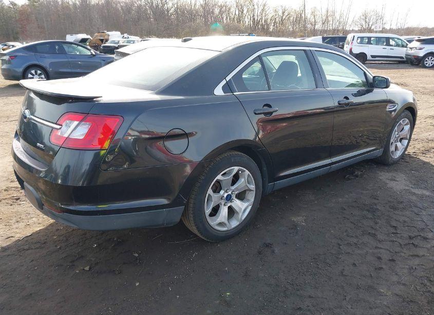 Photo 4 of 2010 Ford Taurus SEL (VIN 1FAHP2EW6AG118446)