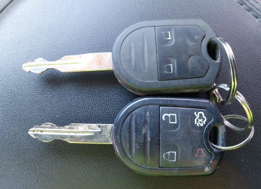 Photo 11 of 2010 Ford Taurus SEL (VIN 1FAHP2EW6AG138261)