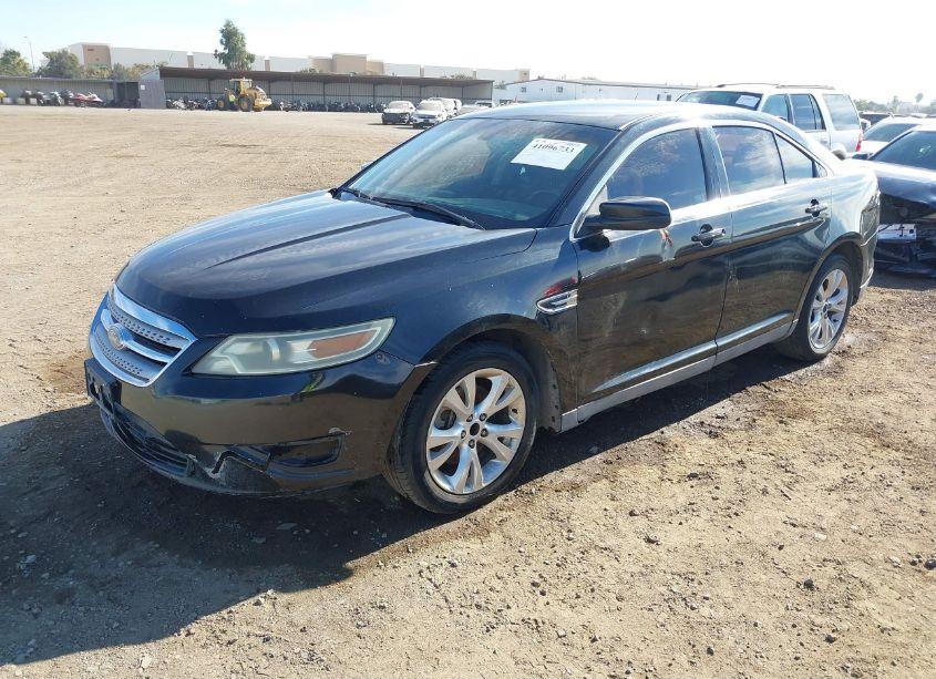 Photo 2 of 2010 Ford Taurus SEL (VIN 1FAHP2EW6AG138261)