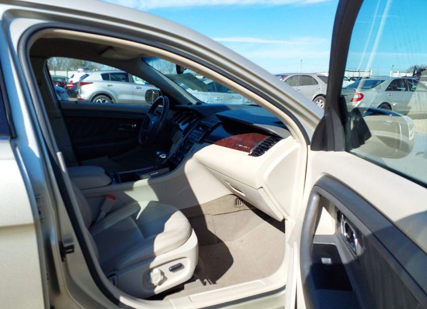 Photo 5 of 2011 Ford Taurus SEL (VIN 1FAHP2EW6BG141744)