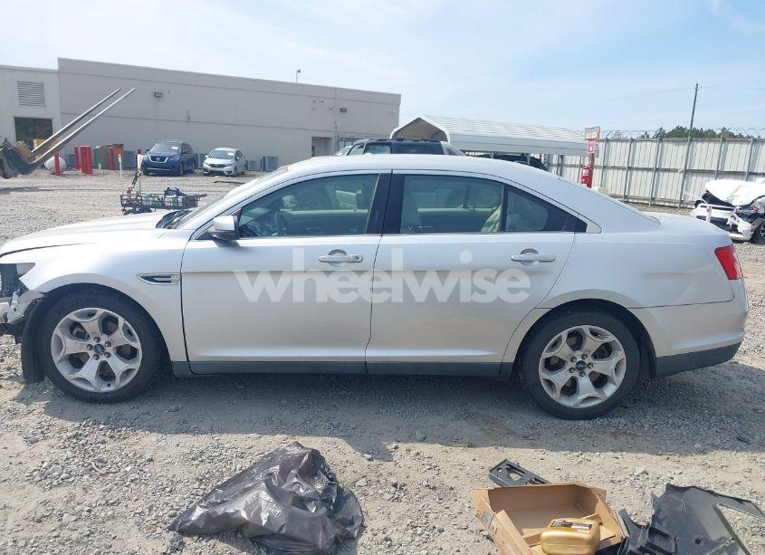 Photo 14 of 2010 Ford Taurus SEL (VIN 1FAHP2EW7AG116494)