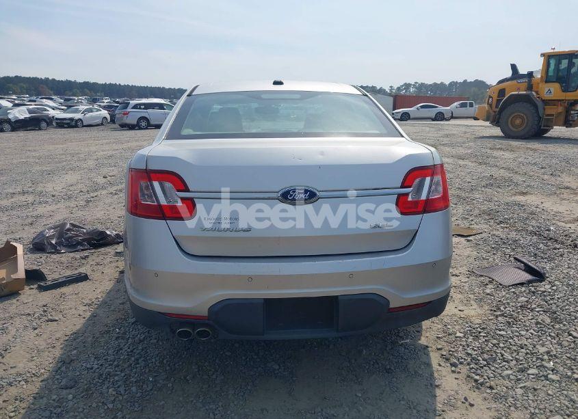 Photo 16 of 2010 Ford Taurus SEL (VIN 1FAHP2EW7AG116494)