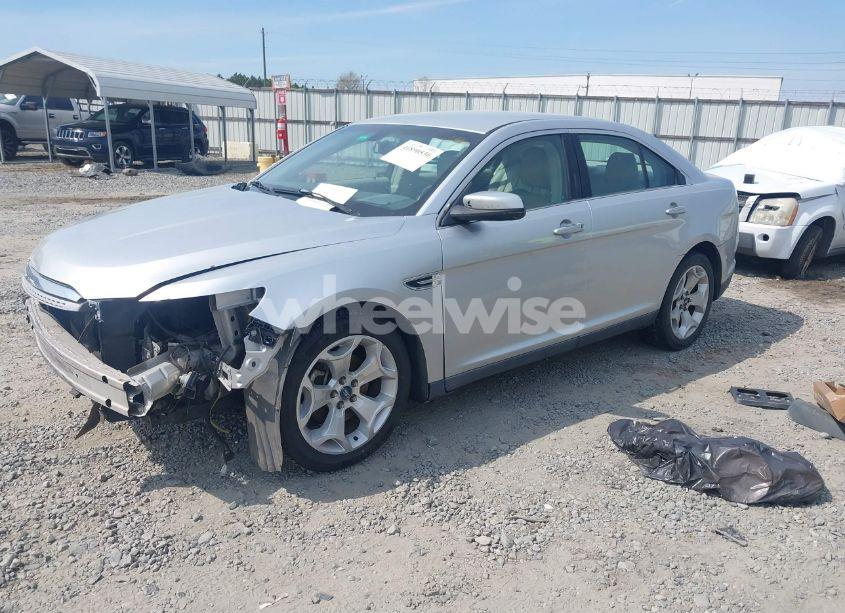 Photo 2 of 2010 Ford Taurus SEL (VIN 1FAHP2EW7AG116494)