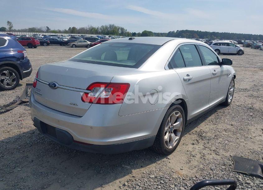 Photo 4 of 2010 Ford Taurus SEL (VIN 1FAHP2EW7AG116494)