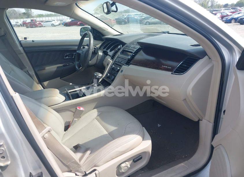 Photo 5 of 2010 Ford Taurus SEL (VIN 1FAHP2EW7AG116494)