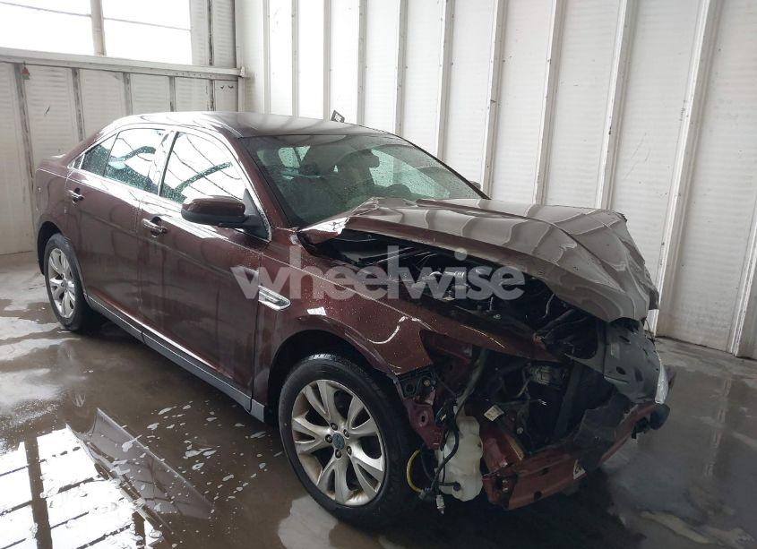2010 Ford Taurus SEL (VIN 1FAHP2EW7AG130783) main photo