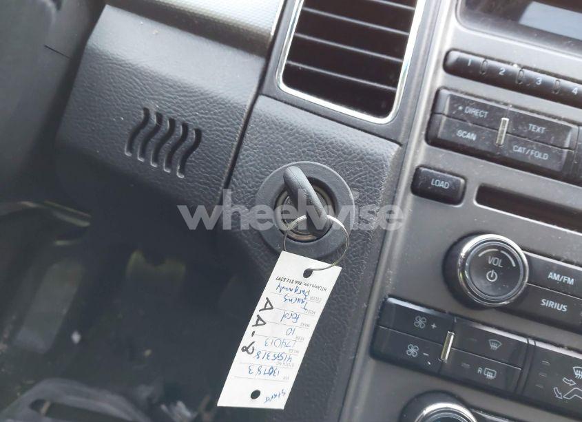 Photo 11 of 2010 Ford Taurus SEL (VIN 1FAHP2EW7AG130783)