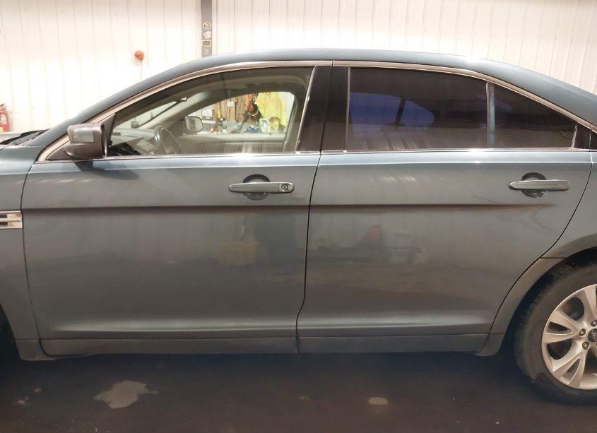 Photo 15 of 2010 Ford Taurus SEL (VIN 1FAHP2EW7AG138723)
